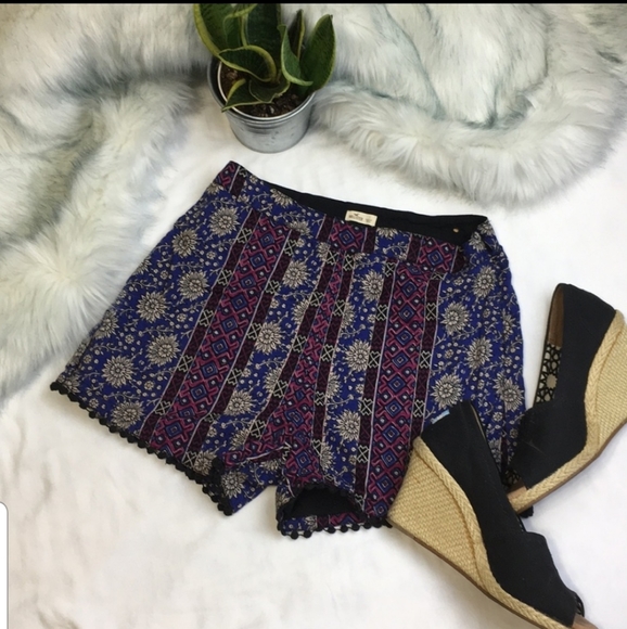 Hollister Pants - Hollister Shorts